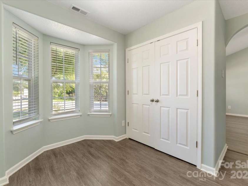 8421 Kings Creek Drive, Charlotte, NC 28273.  MLS# CAR4294656, YatesRealty ID 12582. 