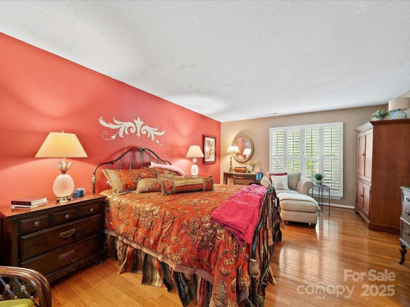 8017 Nathanael Greene Lane, Charlotte, NC 28227.  MLS# CAR4252919, YatesRealty ID 12583. 