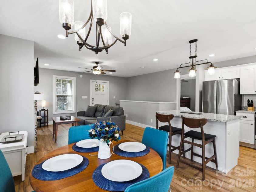 98 Harmony Hill Lane, Mars Hill, NC 28754.  MLS# CAR4358502, YatesRealty ID 12585. 