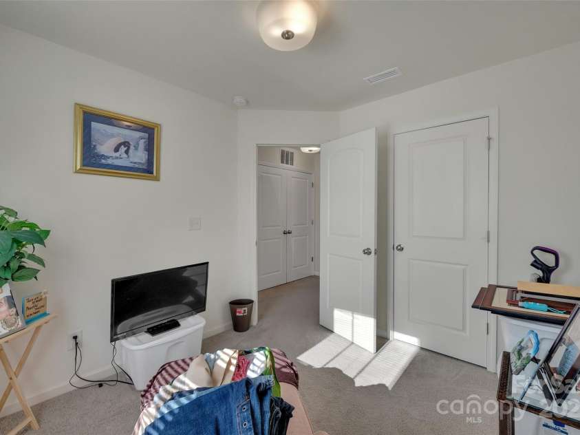 11017 Woodland Creek Way, Charlotte, NC 28262.  MLS# CAR4231820, YatesRealty ID 12586. 