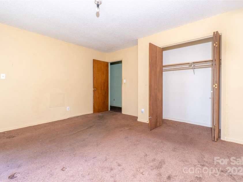 23492 NC 33 Highway, Edward, NC 27806.  MLS# CAR4155928, YatesRealty ID 12587. 