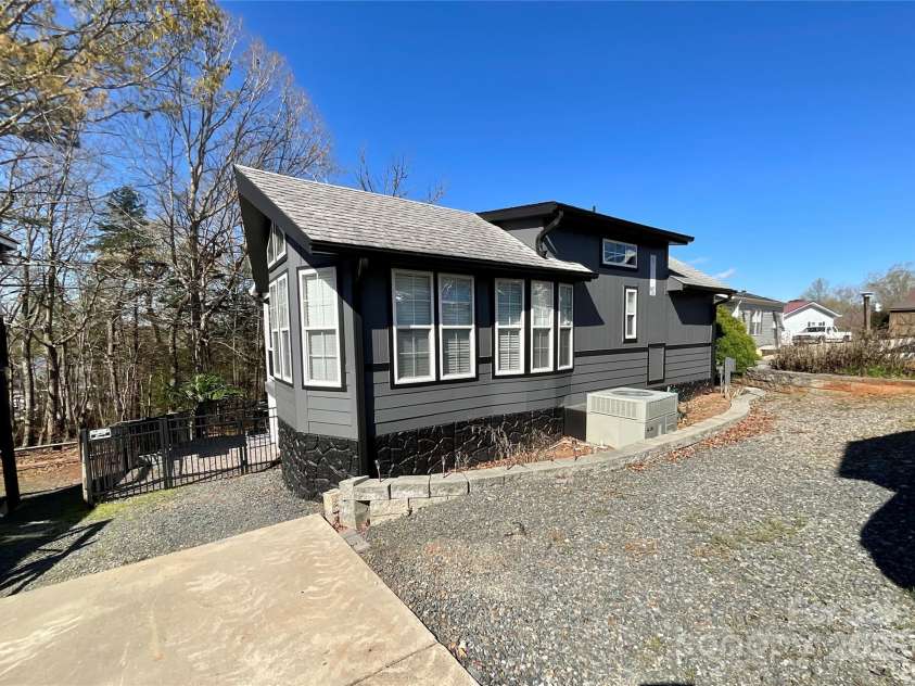 222 Badin View Road, New London, NC 28127.  MLS# CAR4239141, YatesRealty ID 12588. Additional parking area