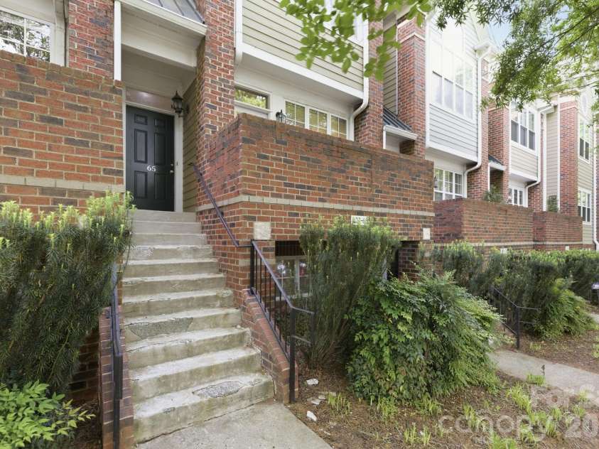 223 Torrence Street, Charlotte, NC 28204.  MLS# CAR4365139, YatesRealty ID 12588. 