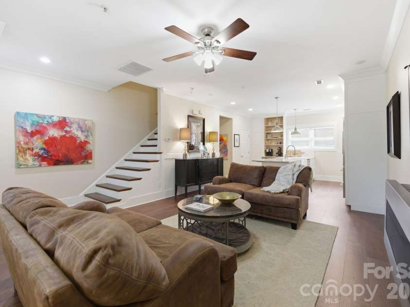223 Torrence Street, Charlotte, NC 28204.  MLS# CAR4365139, YatesRealty ID 12588. 