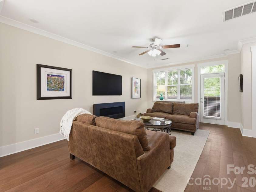 223 Torrence Street, Charlotte, NC 28204.  MLS# CAR4365139, YatesRealty ID 12588. 