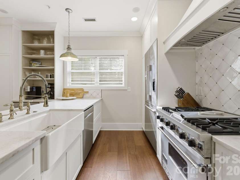 223 Torrence Street, Charlotte, NC 28204.  MLS# CAR4365139, YatesRealty ID 12588. 