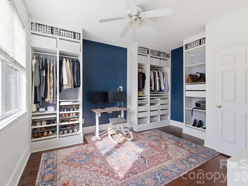 223 Torrence Street, Charlotte, NC 28204.  MLS# CAR4365139, YatesRealty ID 12588. 