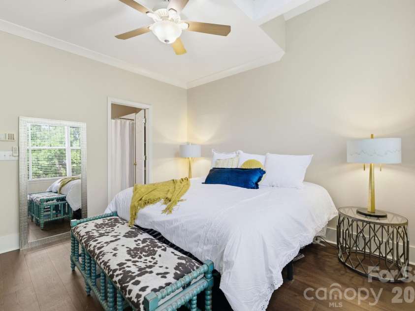 223 Torrence Street, Charlotte, NC 28204.  MLS# CAR4365139, YatesRealty ID 12588. 