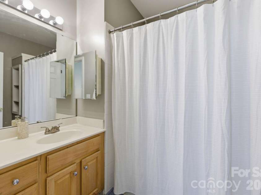 223 Torrence Street, Charlotte, NC 28204.  MLS# CAR4365139, YatesRealty ID 12588. 