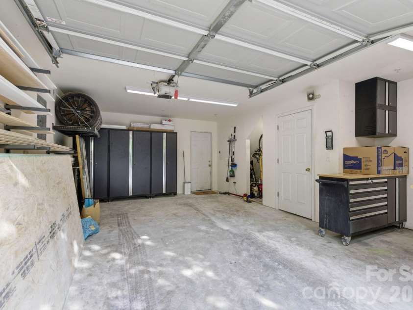 223 Torrence Street, Charlotte, NC 28204.  MLS# CAR4365139, YatesRealty ID 12588. 