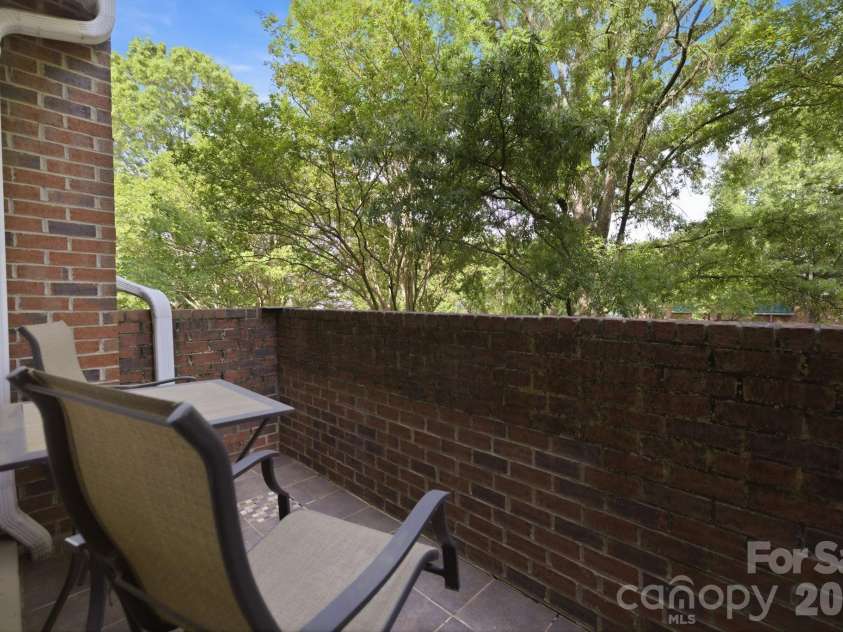 223 Torrence Street, Charlotte, NC 28204.  MLS# CAR4365139, YatesRealty ID 12588. 