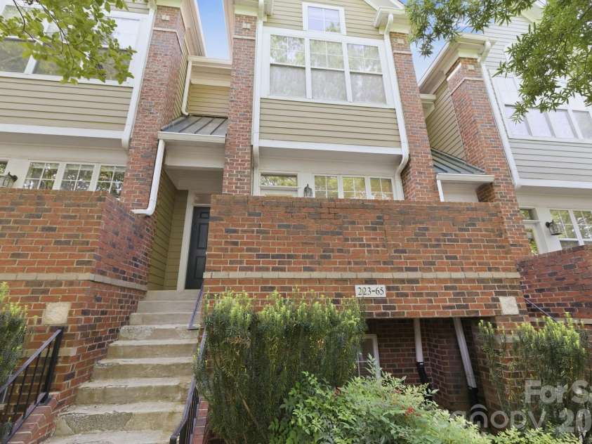 223 Torrence Street, Charlotte, NC 28204.  MLS# CAR4365139, YatesRealty ID 12588. 