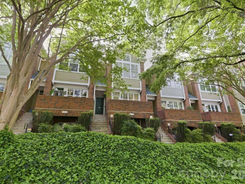223 Torrence Street, Charlotte, NC 28204.  MLS# CAR4365139, YatesRealty ID 12588. 