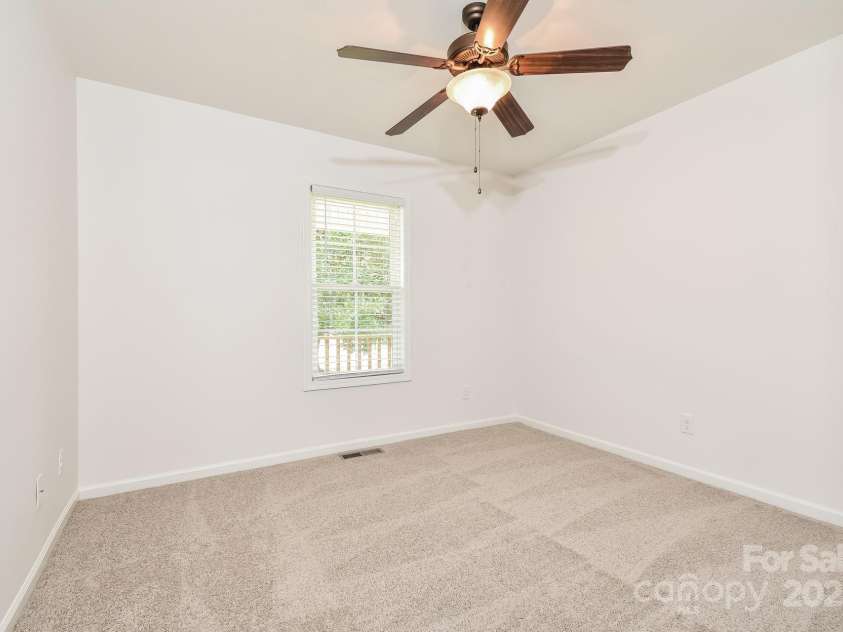 4123 Beaumont Drive, Sophia, NC 27350.  MLS# CAR4246398, YatesRealty ID 12589. 