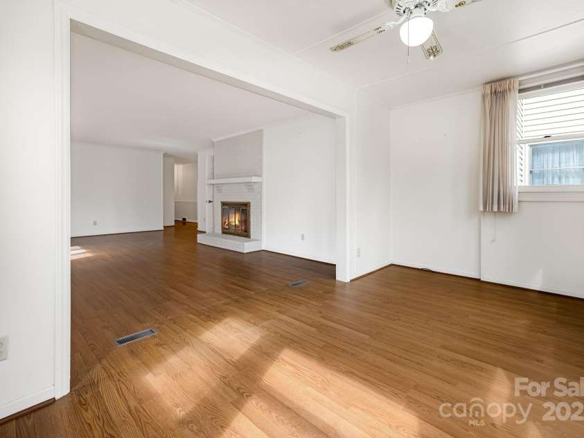 411 Britton Creek Drive, Hendersonville, NC 28791.  MLS# CAR4244943, YatesRealty ID 1259. 