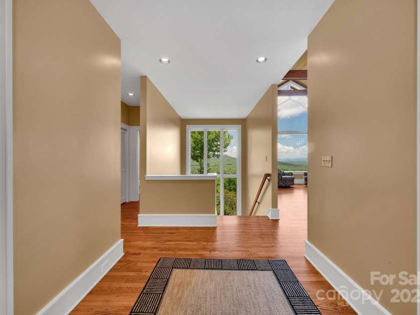 721 Lakeside Drive, Lake Toxaway, NC 28747.  MLS# CAR4240541, YatesRealty ID 1259. Foyer 