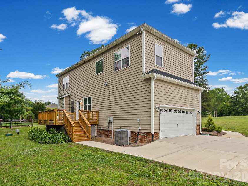 516 Copley Drive, Rock Hill, SC 29732.  MLS# CAR4313485, YatesRealty ID 12590. 