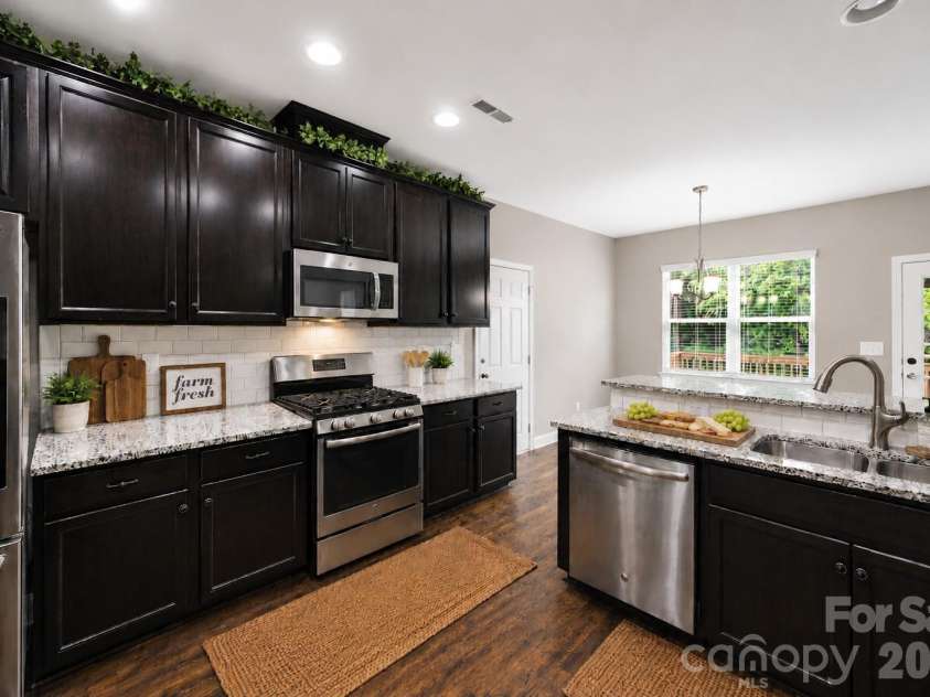 516 Copley Drive, Rock Hill, SC 29732.  MLS# CAR4313485, YatesRealty ID 12590. 