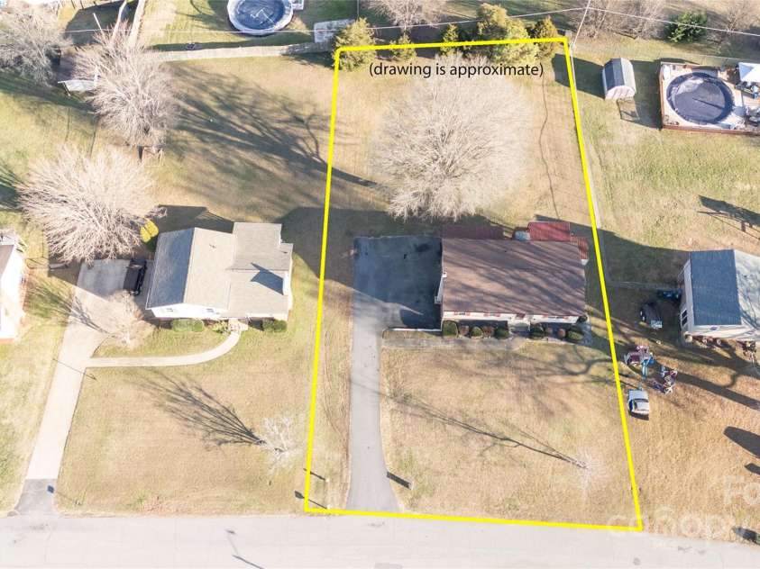 2212 Olde Well Road, Hudson, NC 28638.  MLS# CAR4204975, YatesRealty ID 12592. 