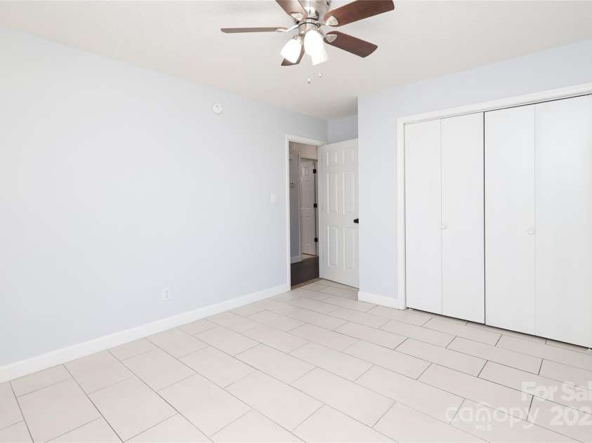 1106 Chandler Drive, Rock Hill, SC 29732.  MLS# CAR4200718, YatesRealty ID 12593. 