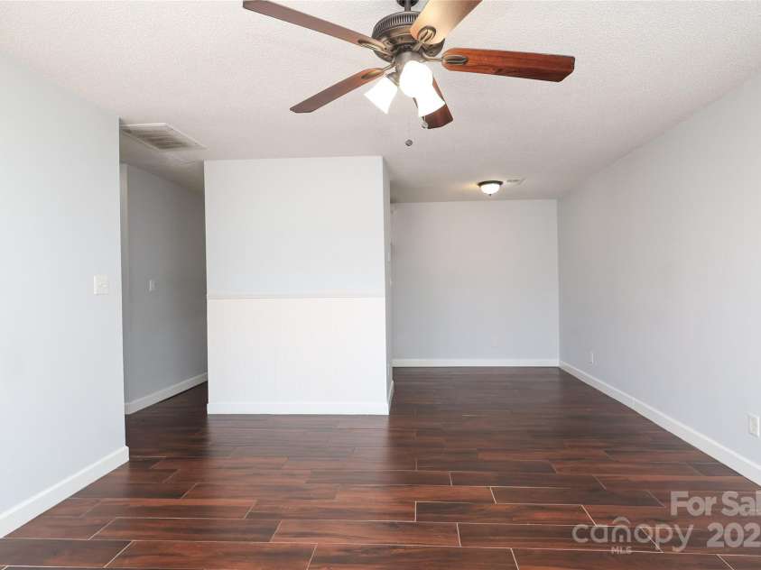 1106 Chandler Drive, Rock Hill, SC 29732.  MLS# CAR4200718, YatesRealty ID 12593. 