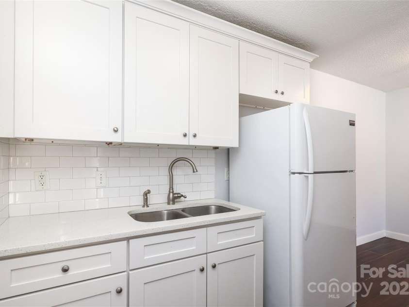 1106 Chandler Drive, Rock Hill, SC 29732.  MLS# CAR4200718, YatesRealty ID 12593. 