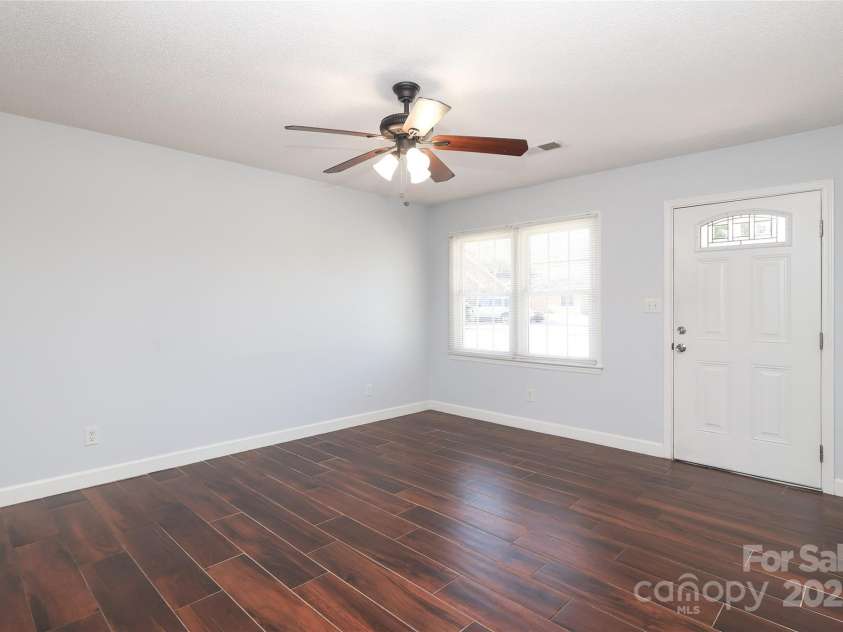 1106 Chandler Drive, Rock Hill, SC 29732.  MLS# CAR4200718, YatesRealty ID 12593. 