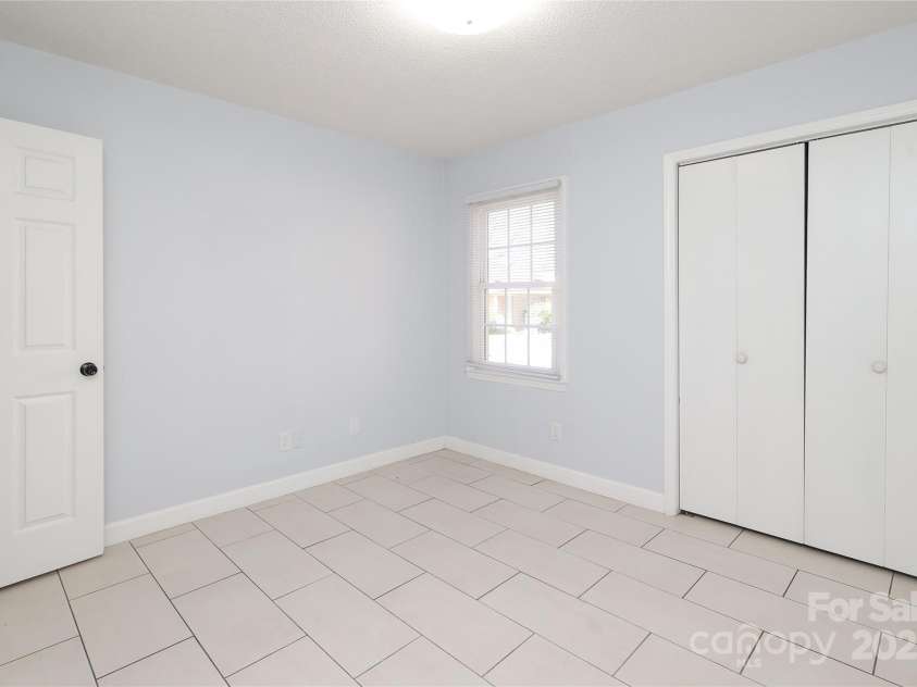 1106 Chandler Drive, Rock Hill, SC 29732.  MLS# CAR4200718, YatesRealty ID 12593. 