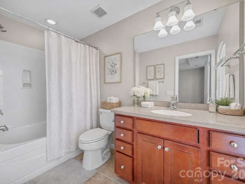925 Lyndley Drive, Fort Mill, SC 29708.  MLS# CAR4320612, YatesRealty ID 12593. 