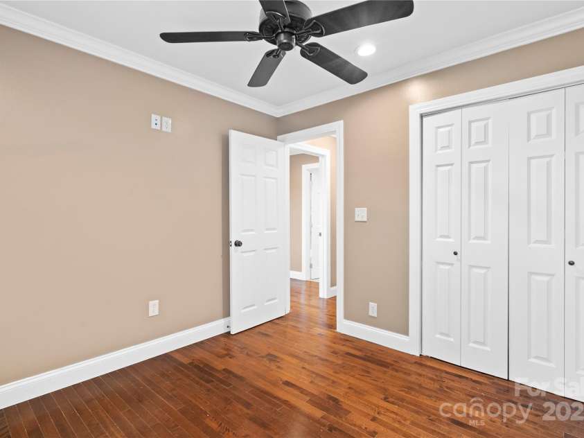 1050 21st Avenue, Hickory, NC 28601.  MLS# CAR4312080, YatesRealty ID 12594. 2nd bedroom