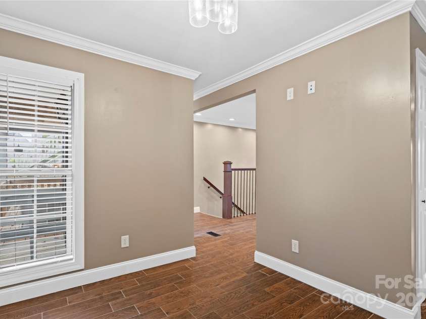 1050 21st Avenue, Hickory, NC 28601.  MLS# CAR4312080, YatesRealty ID 12594. Dining area/office