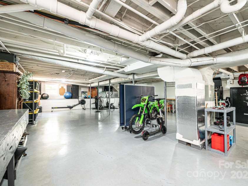 1602 Brentwood Drive, Newton, NC 28658.  MLS# CAR4256060, YatesRealty ID 12595. 