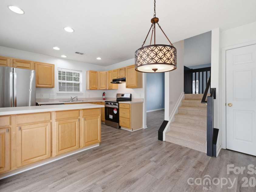 2906 Caldwell Ridge Parkway, Charlotte, NC 28213.  MLS# CAR4360466, YatesRealty ID 12595. 