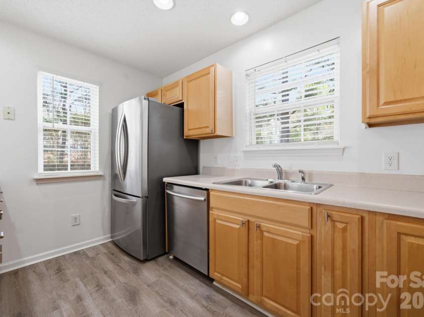 2906 Caldwell Ridge Parkway, Charlotte, NC 28213.  MLS# CAR4360466, YatesRealty ID 12595. 