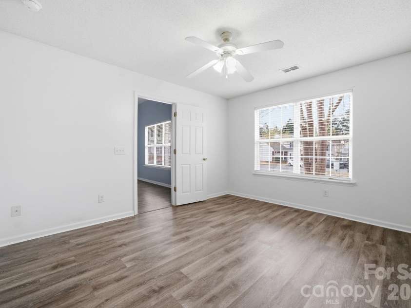 2906 Caldwell Ridge Parkway, Charlotte, NC 28213.  MLS# CAR4360466, YatesRealty ID 12595. 