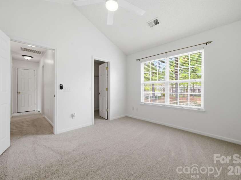 2906 Caldwell Ridge Parkway, Charlotte, NC 28213.  MLS# CAR4360466, YatesRealty ID 12595. 