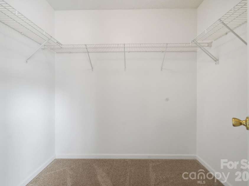 2906 Caldwell Ridge Parkway, Charlotte, NC 28213.  MLS# CAR4360466, YatesRealty ID 12595. 