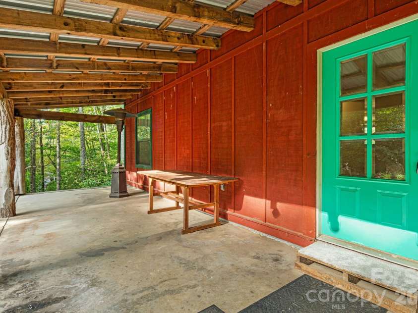 206 Willow Lane, Rosman, NC 28772.  MLS# CAR4290830, YatesRealty ID 12596. Covered Front Porch