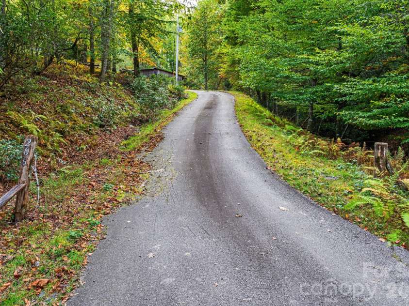 206 Willow Lane, Rosman, NC 28772.  MLS# CAR4290830, YatesRealty ID 12596. Paved Driveway to Cabin