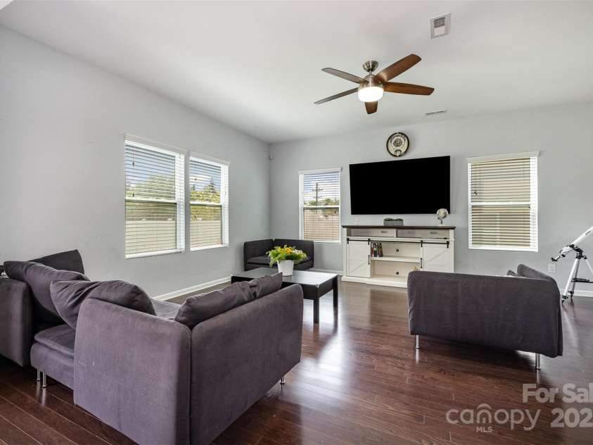 2220 Atwell Glen Lane, Pineville, NC 28134.  MLS# CAR4244833, YatesRealty ID 12596. 