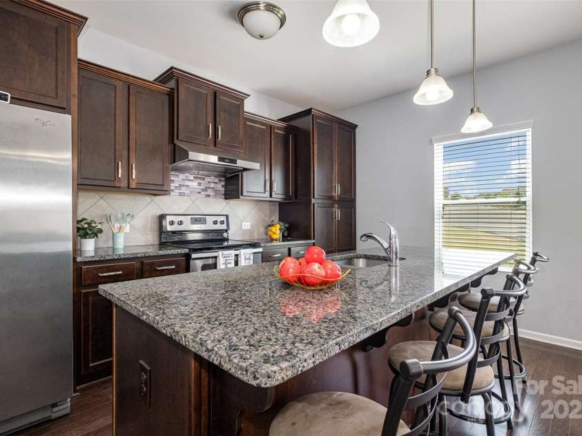 2220 Atwell Glen Lane, Pineville, NC 28134.  MLS# CAR4244833, YatesRealty ID 12596. 