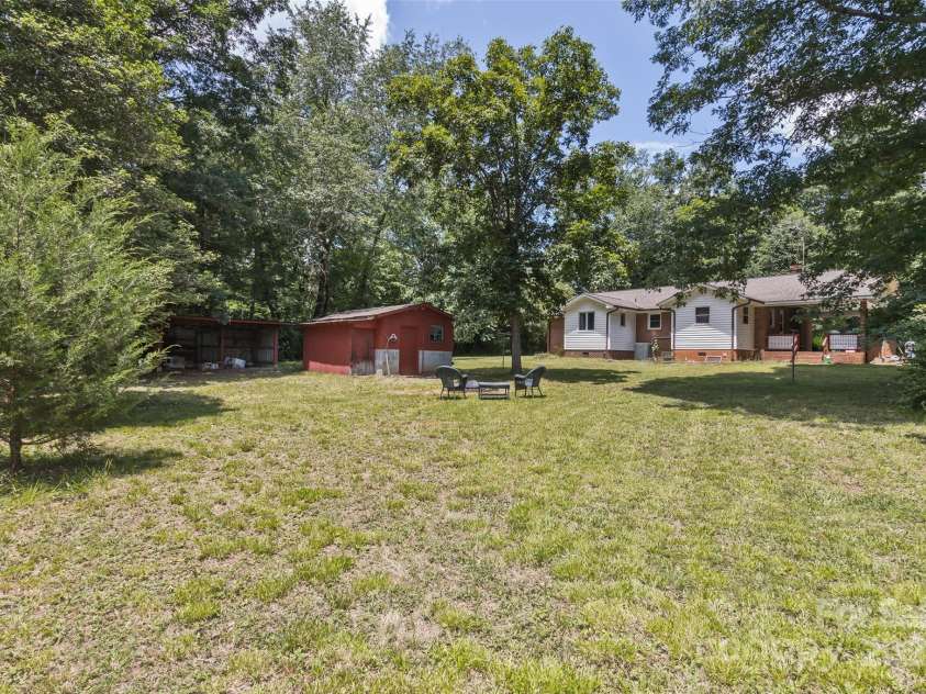 117 White Pine Lane, Morganton, NC 28655.  MLS# CAR4246633, YatesRealty ID 12597. 0.65 acre lot!