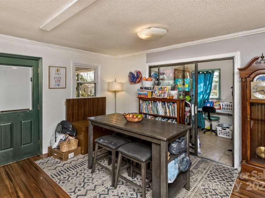 117 White Pine Lane, Morganton, NC 28655.  MLS# CAR4246633, YatesRealty ID 12597. Dining room/easy access to the attached carport.