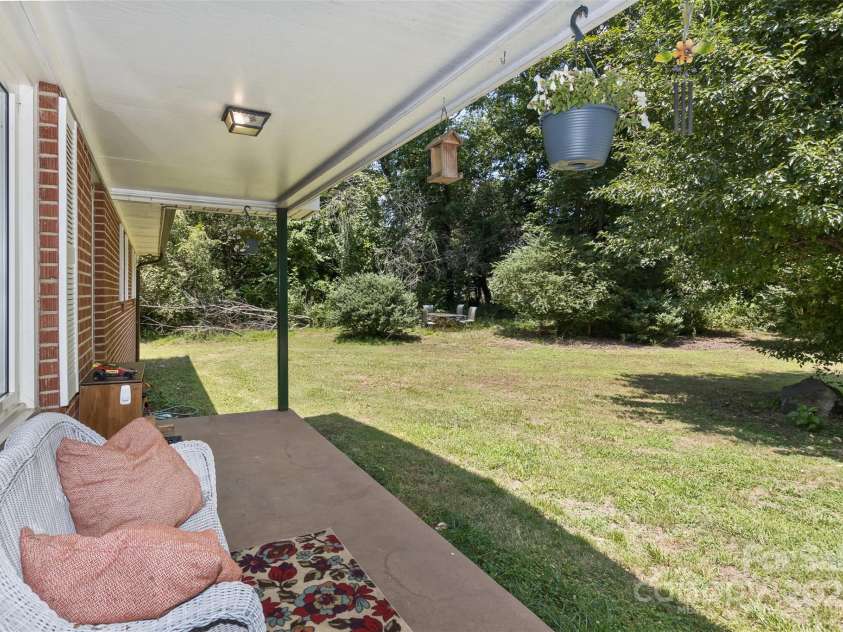 117 White Pine Lane, Morganton, NC 28655.  MLS# CAR4246633, YatesRealty ID 12597. Front porch view.