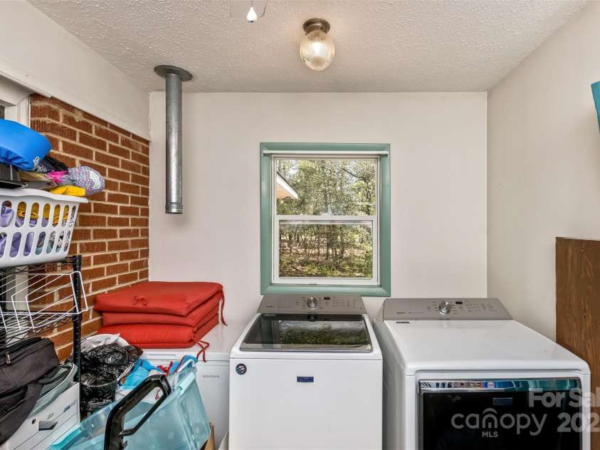 117 White Pine Lane, Morganton, NC 28655.  MLS# CAR4246633, YatesRealty ID 12597. No need for stack units or a laundry closet!