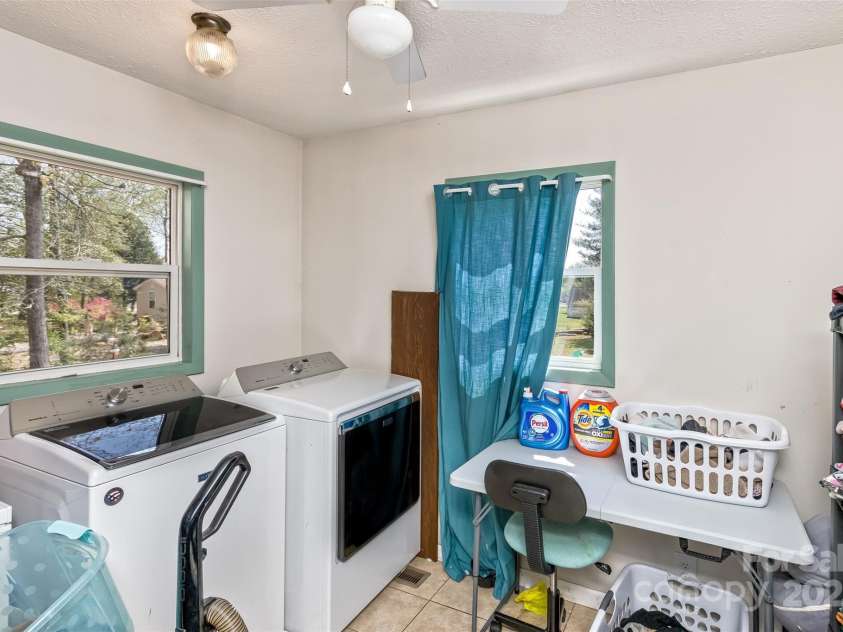 117 White Pine Lane, Morganton, NC 28655.  MLS# CAR4246633, YatesRealty ID 12597. Separate laundry room.