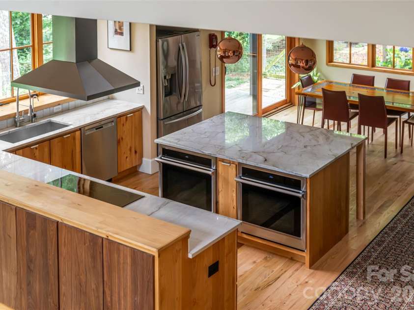 7 Bee Balm Way, Asheville, NC 28804.  MLS# CAR4290500, YatesRealty ID 12598. 