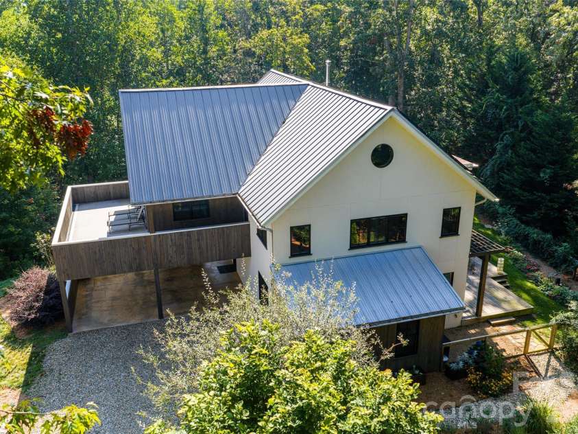 7 Bee Balm Way, Asheville, NC 28804.  MLS# CAR4290500, YatesRealty ID 12598. 