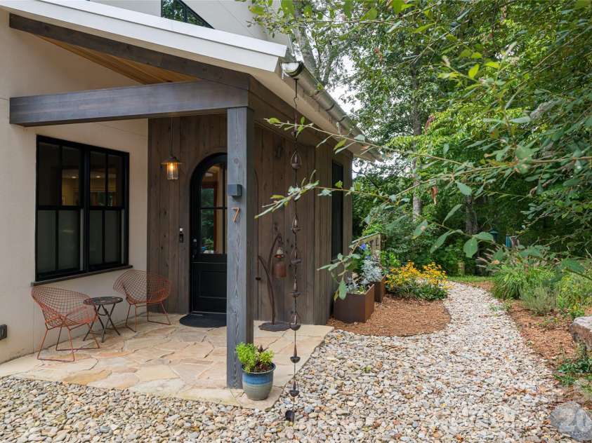 7 Bee Balm Way, Asheville, NC 28804.  MLS# CAR4290500, YatesRealty ID 12598. Custom stone greets all that enter