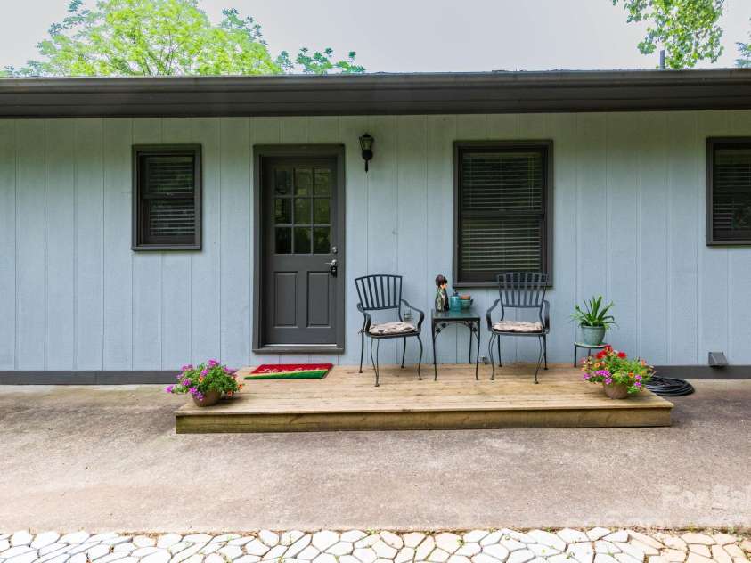 57 Gribble Road, Franklin, NC 28734.  MLS# CAR4253647, YatesRealty ID 126. 